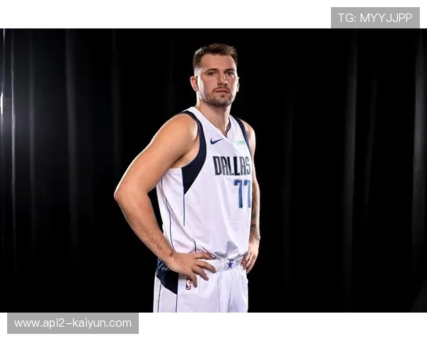 NBA同日精彩对决绿军大战76人独行侠迎战马刺激烈赛事引爆球迷热情