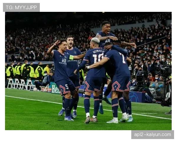 巴黎圣日耳曼公布欧冠次回合大名单,姆巴佩领衔